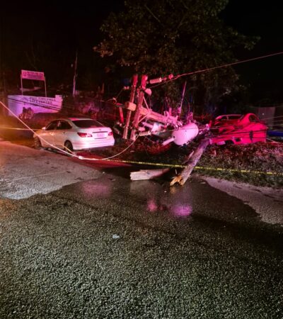 Accident in St. Ann, which destroyed a pole and other electrical infrastructure Accident in St. Ann, which destroyed a pole and other electrical infrastructure