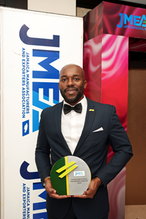 Vice President of Generation at JPS, Sameer Simms, secured the Consular Corps of Jamaica’s Next-Generation Leadership Award at the Jamaica Manufacturers and Exporters Association (JMEA) M&E Awards, held on October 3 at The Jamaica Pegasus Hotel in Kingston. The award recognizes influential leaders who are challenging traditional thinking and leveraging innovation to drive meaningful change in their industry.